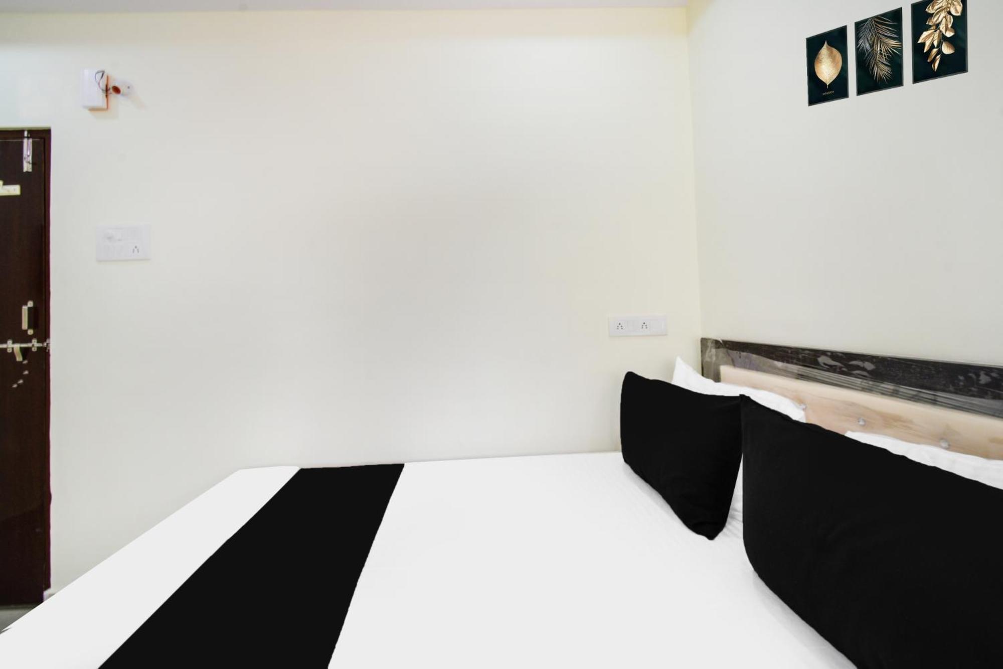 Hotel O Sri Balaji Grand Haïdarabad Extérieur photo